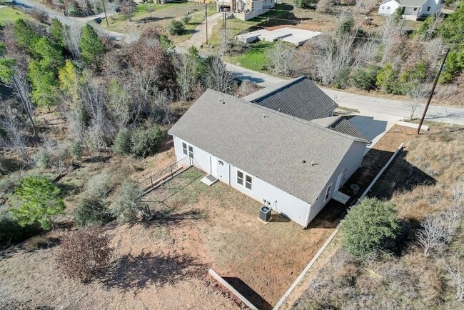 Building Photo - 117 Ori Ct