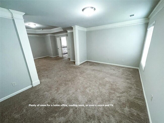 Building Photo - 4030 Tobiano Trl