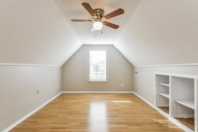 Building Photo - 3009 Satinwood Dr