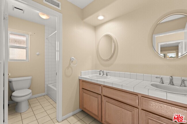 Building Photo - 5666 Silver Valley Ave