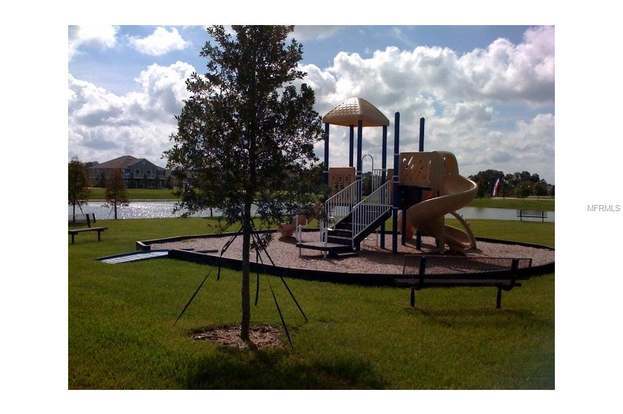 Building Photo - 817 Ashentree Dr