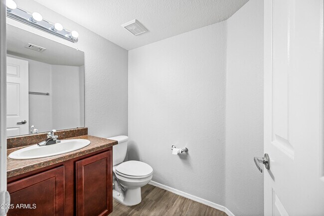 Building Photo - 1331 W Baseline Rd