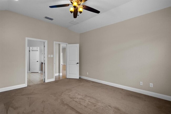 Building Photo - 229 Fritz Way