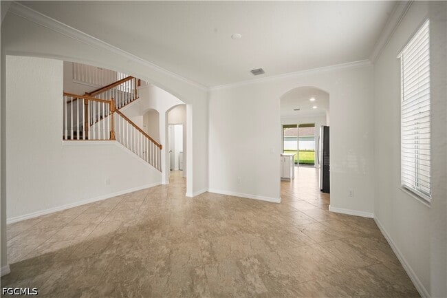 Building Photo - 4234 Bluegrass Dr