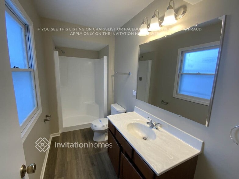 Building Photo - 1212 Lehnertz Cir