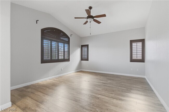 Building Photo - 8899 Sanibel Shore Ave