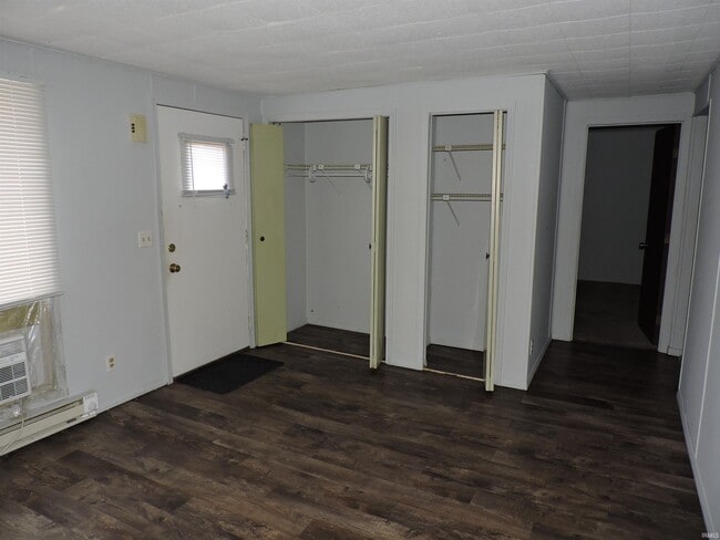 Building Photo - 125 W Orange St