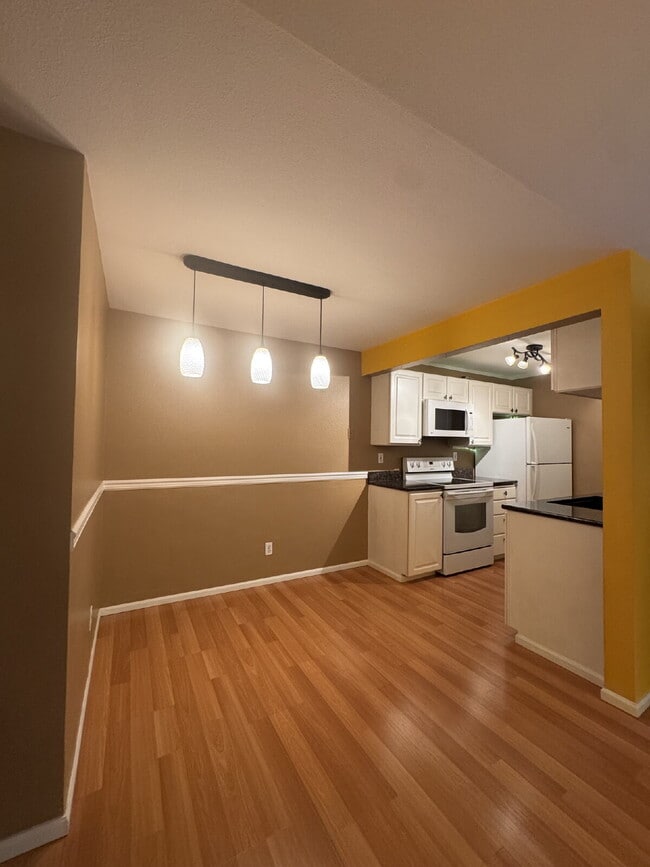 Building Photo - Downtown Woodinville Condo Available Now!