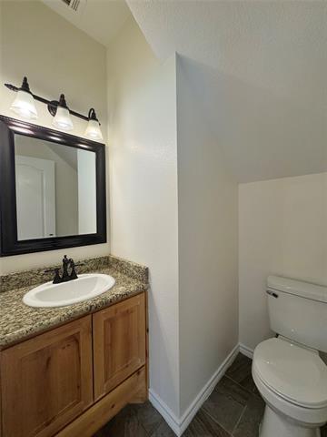 Building Photo - 102 Bridle Ct
