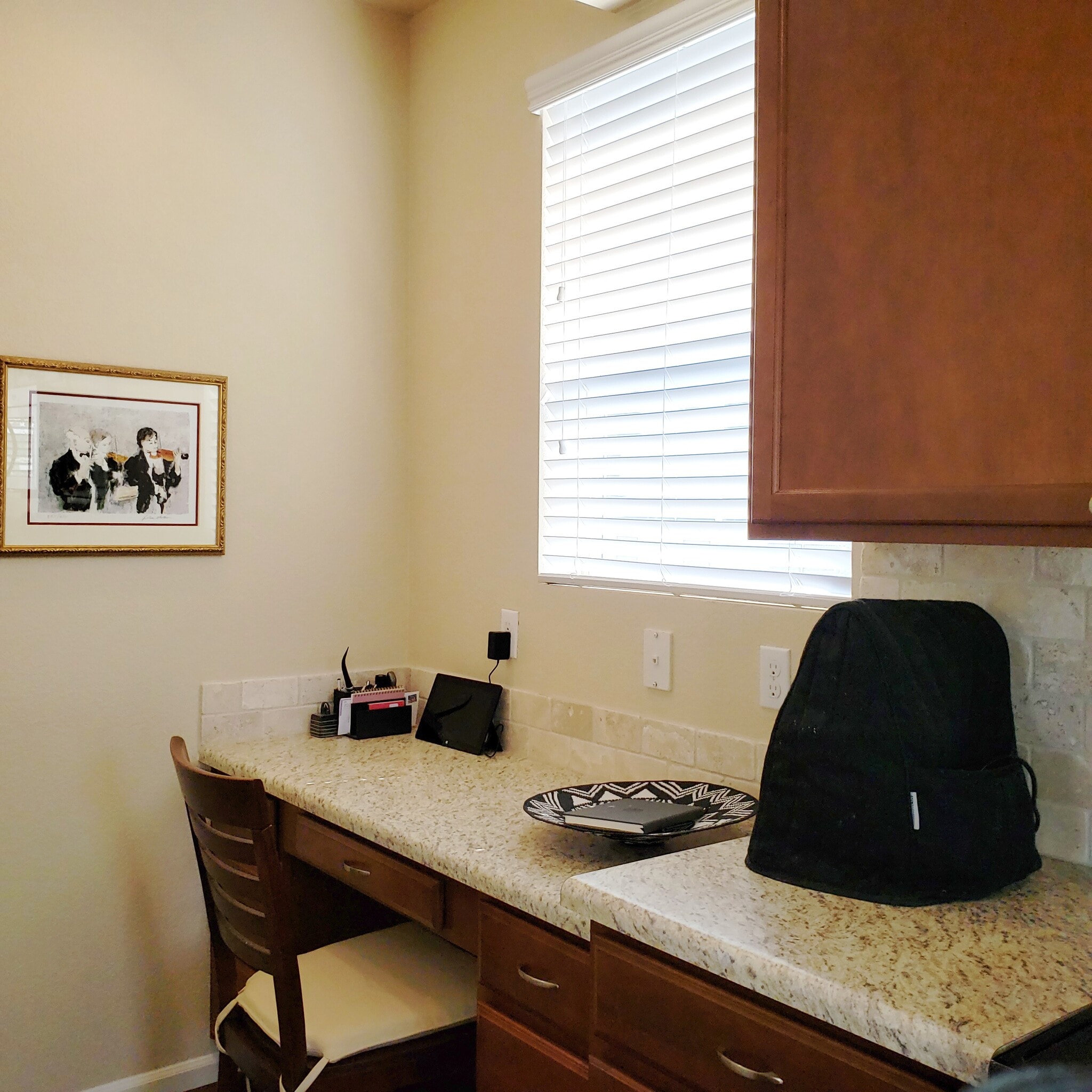 Tech Area - 10314 Bellwether Ln