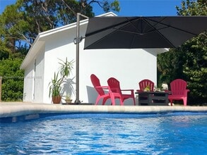 Building Photo - 11324 Palm Tree Ln