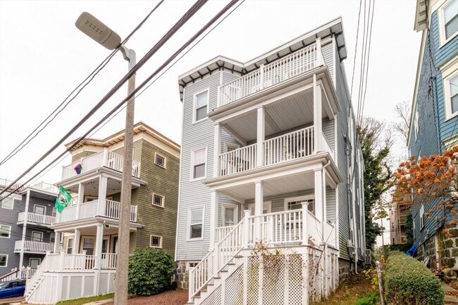 Primary Photo - 12 Thelma Rd