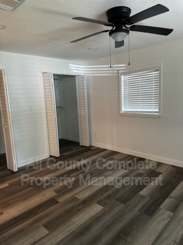 Building Photo - 7616 Lueders Ave