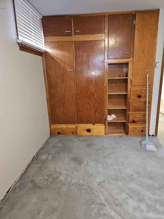 Building Photo - 2904 Plum Dr