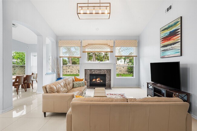 Building Photo - 23707 Hackberry Dr