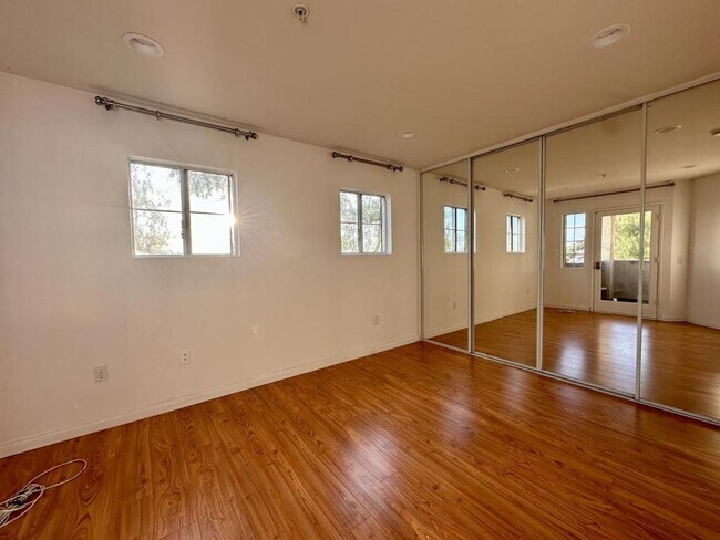 Building Photo - 11385 Affinity Ct