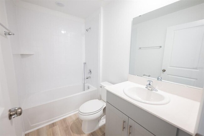 Building Photo - 4124 River Beacon Blvd