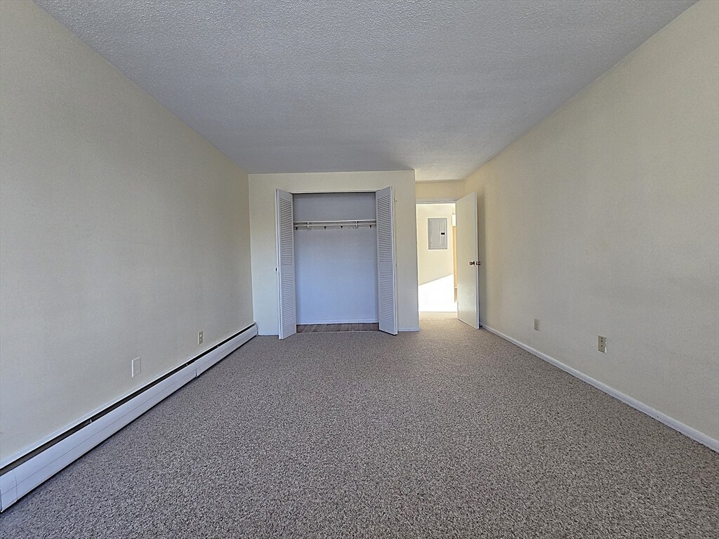 Building Photo - 50 Green St