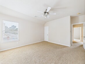Building Photo - 26306 Shady Walk Ln