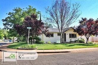 Building Photo - 2121 Deimos Ct