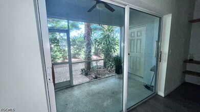 Building Photo - 8239 Pacific Beach Dr