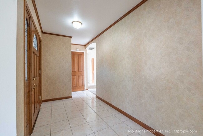 Building Photo - Spacious San Jose Home w/Cupertino Schools!