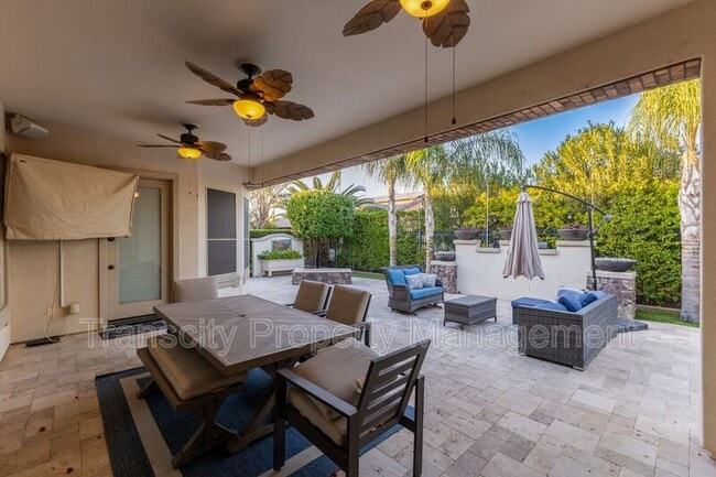 Building Photo - 1636 E Sattoo Way