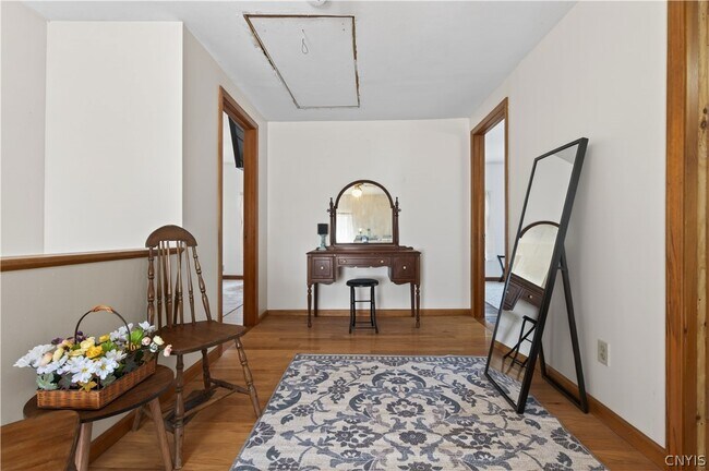 Building Photo - 3756 Oak Hill Rd