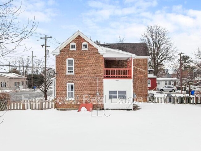 Building Photo - 1001 Pope Ave