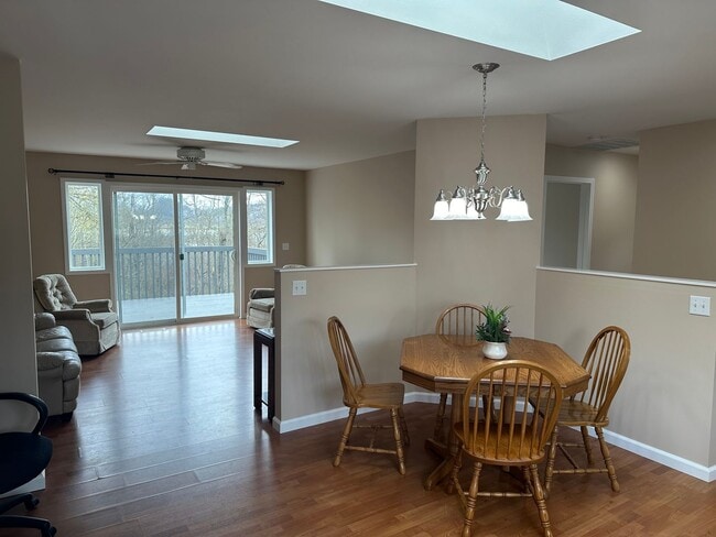 Building Photo - Mount Vernon 3 Bedroom