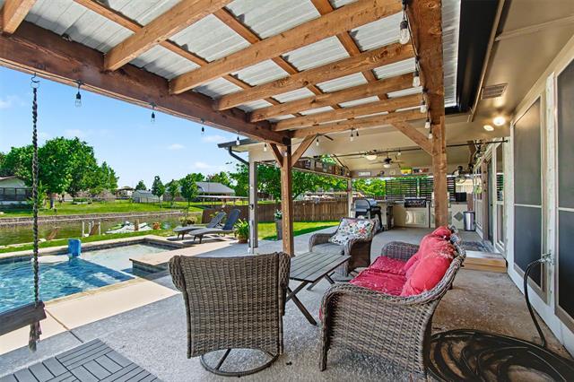 Building Photo - 3801 Quail Run