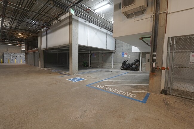 Building Photo - 2747 San Pablo Ave