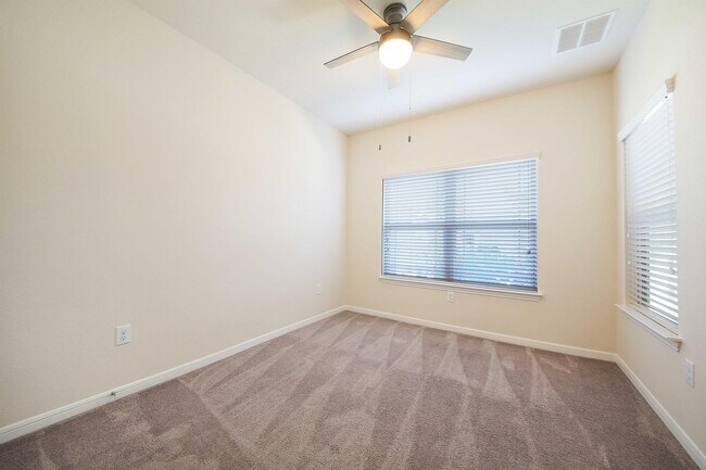 Building Photo - 14002 Madrigal Ln