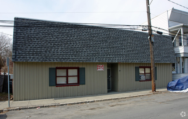 Primary Photo - 45 Lancaster St