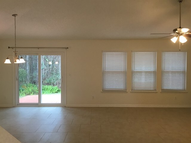 Building Photo - 1105 Lake George Ct