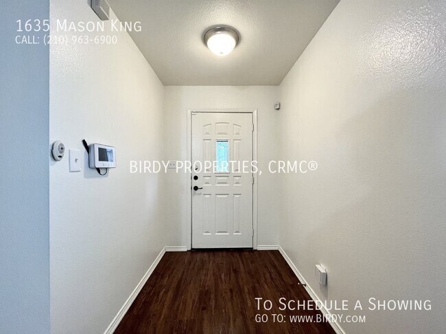 Building Photo - 1635 Mason King