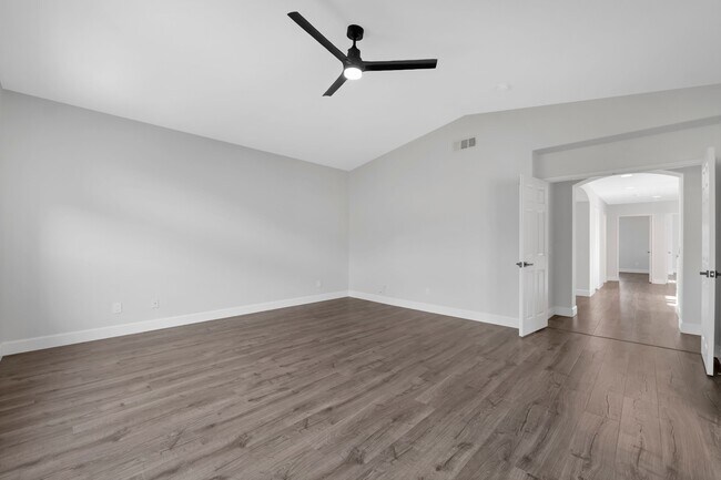 Building Photo - 2775 Florentine Ct