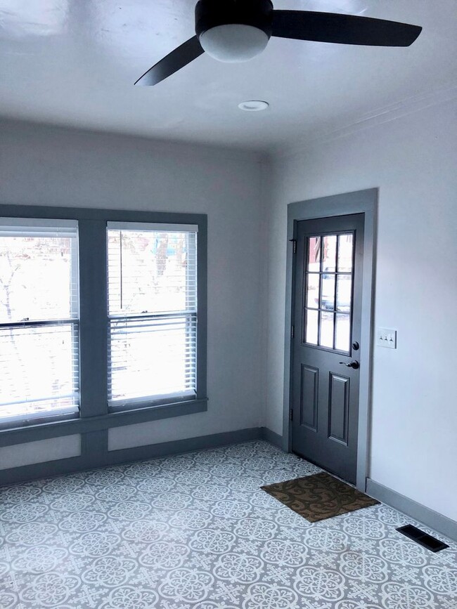 Building Photo - Renovated 2-Bedroom Standalone Home