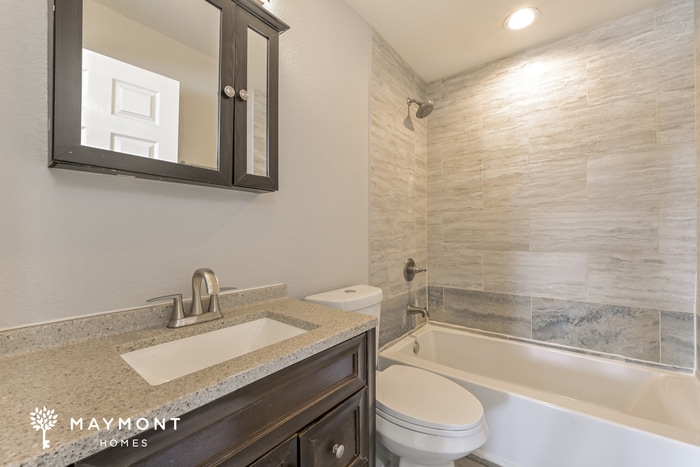 Building Photo - 19617 E Bails Pl