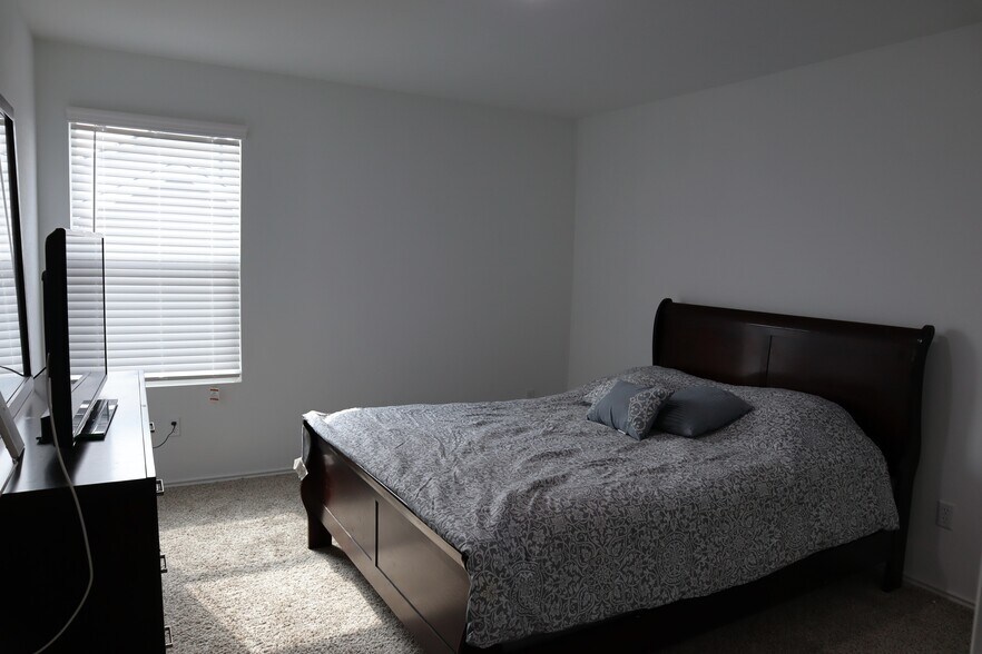 Building Photo - 13711 Mussel Run