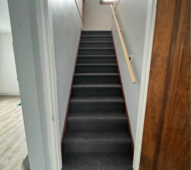 Building Photo - 1006 N 1st Ave