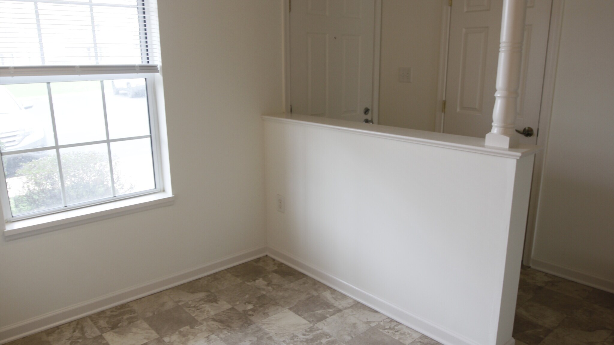 Building Photo - 42 Ramsgate Ln