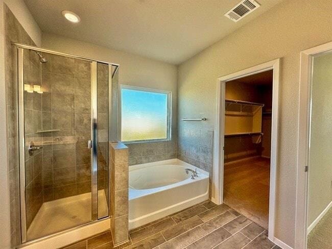 Building Photo - 140 Keltic Dr