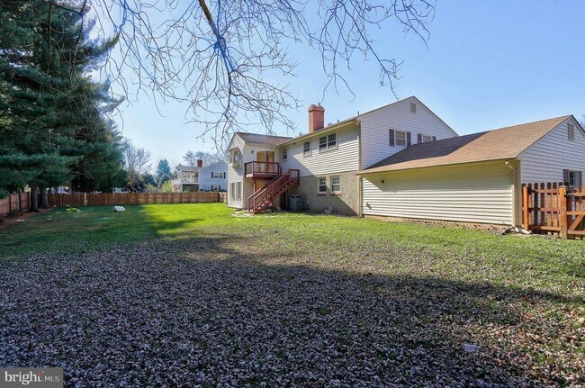 Building Photo - 3229 Ramblewood Rd