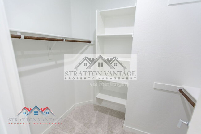 Building Photo - 4117 E Pinto Dr