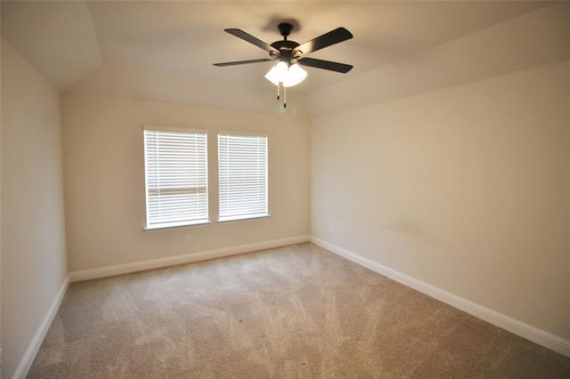 Building Photo - 1124 Longhorn Ln