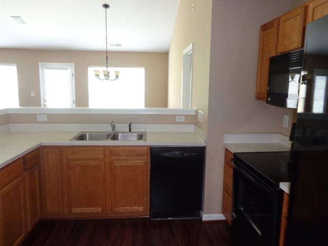 Building Photo - 194 Mott Rd