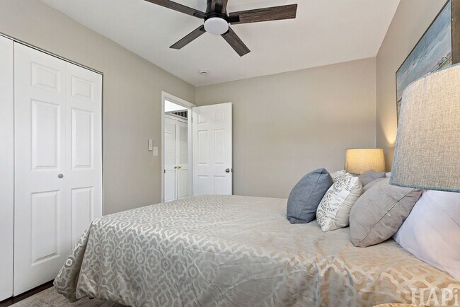 Building Photo - 75 Carthage Ln