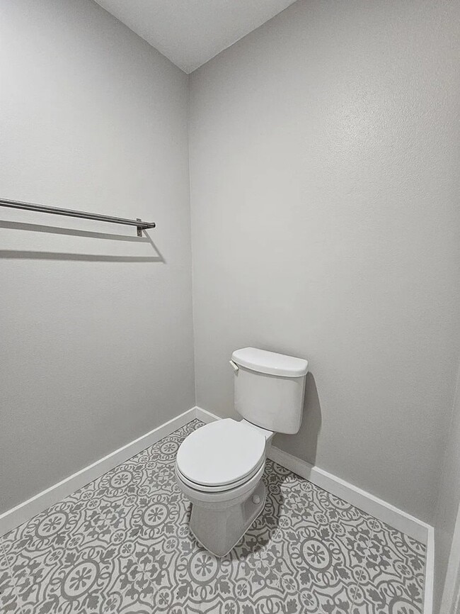 Building Photo - 4319 Baynard Dr