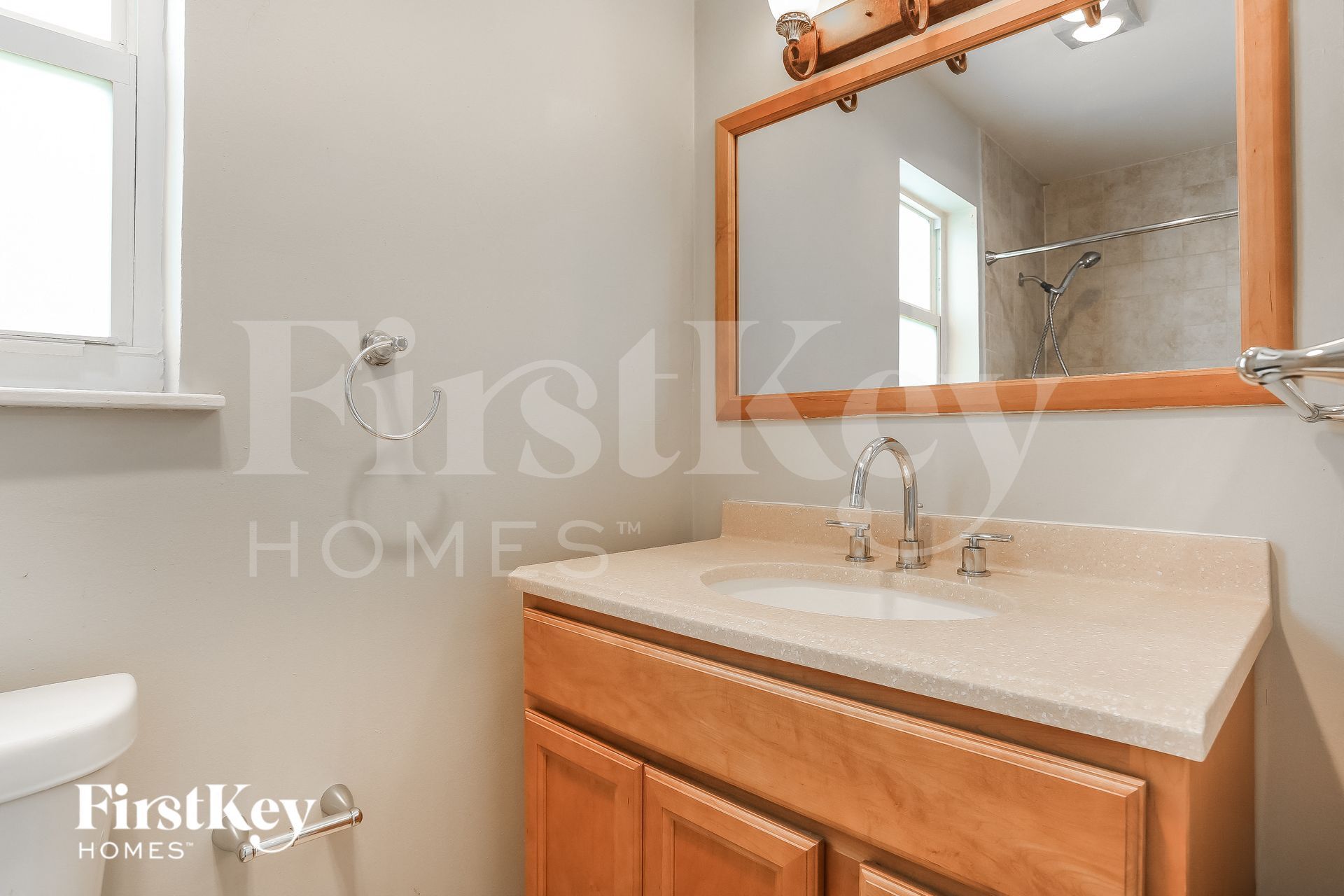 Building Photo - 6119 NW 18th Ct